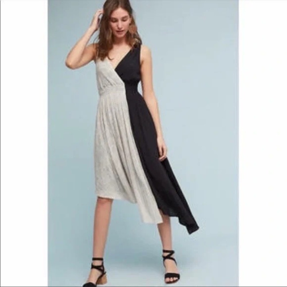 Maeve Elisabel Asymmetrical Midi Dress XS Cream black multi v neck / m2